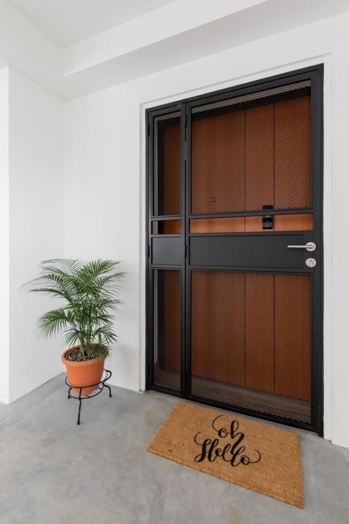 Durable Security Door Installation Victor ID services ensuring family safety.