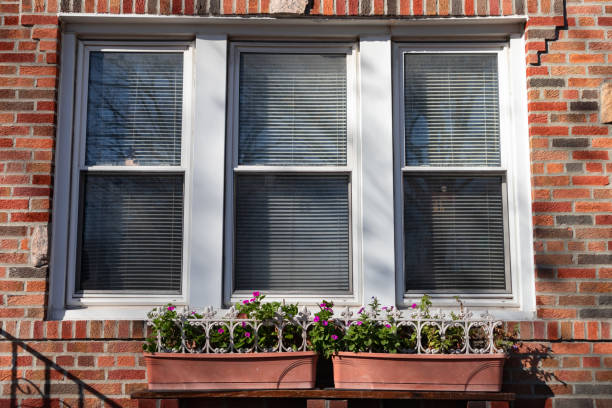 Trusted Double-Hung Windows company near me Island Park ID