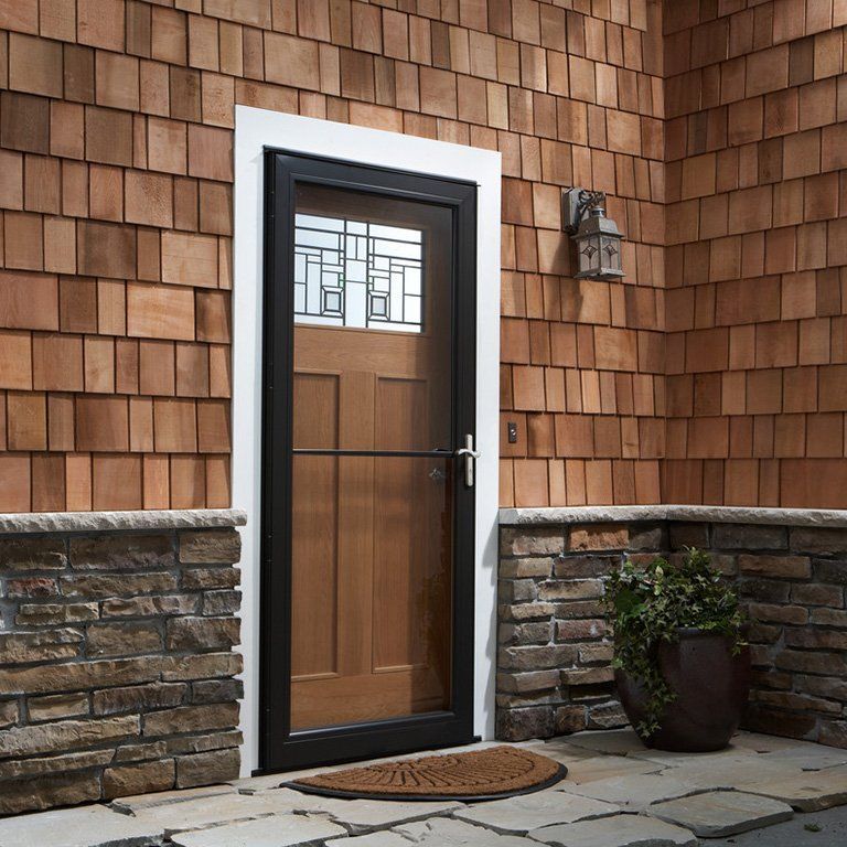Local storm door replacement company Blackfoot ID